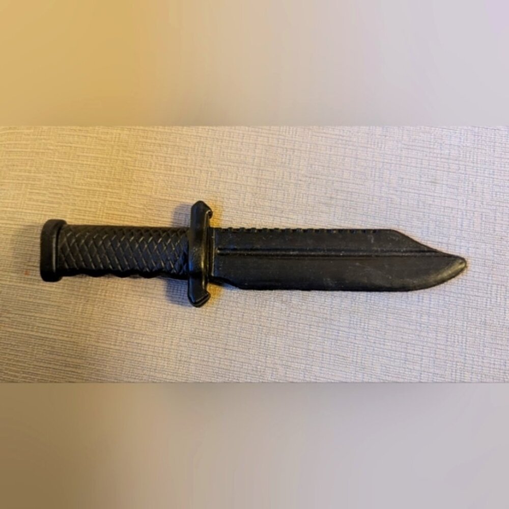 Black Plastic Knife ( Halloween Costume Item)